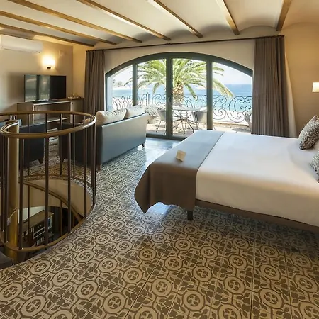 Hotell Diana 4*