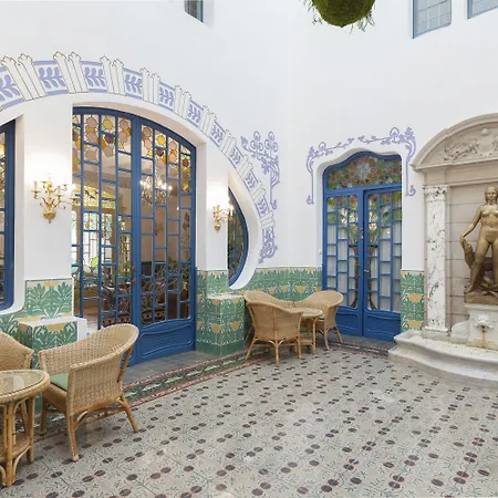 Diana Hotel 4*