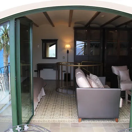 Hotel Diana 4*